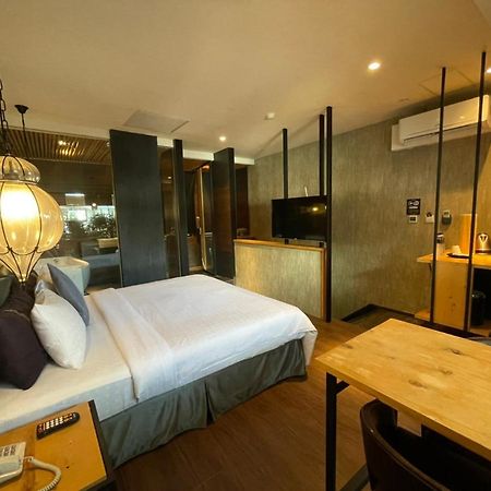 Roppongi Motel - Dalian Pingtung Esterno foto