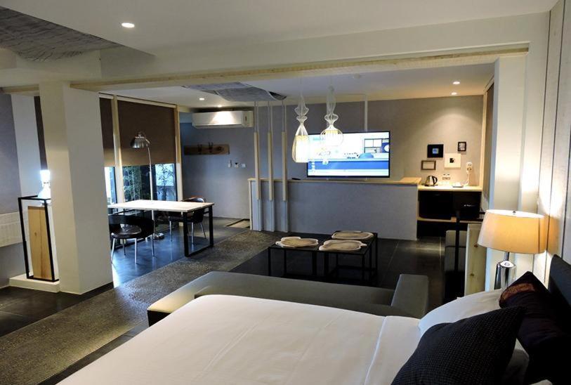 Roppongi Motel - Dalian Pingtung Esterno foto